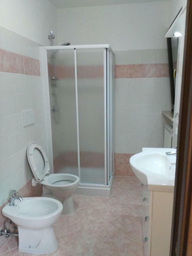 דירות Onano Casale Di Burano מראה חיצוני תמונה