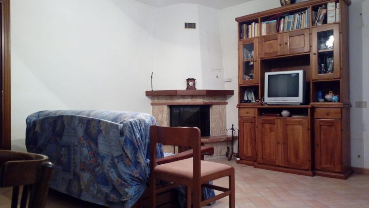 דירות Onano Casale Di Burano מראה חיצוני תמונה